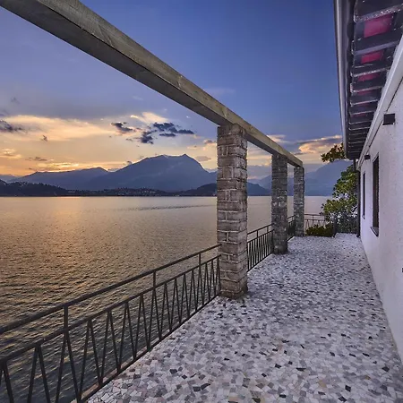 Villa Scoglio *